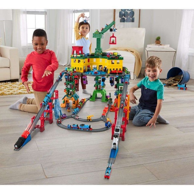 thomas and train super station