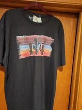 New Rowdy Crowd Clothing Black TShirt w Cactus Scene In Earth Tones Size XL