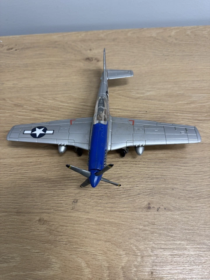 5 Toy Mark 1:48 WWII Airplanes -  P-38 Lighting, P-51, BF-109 (2x), and Zero - Image 4 of 4