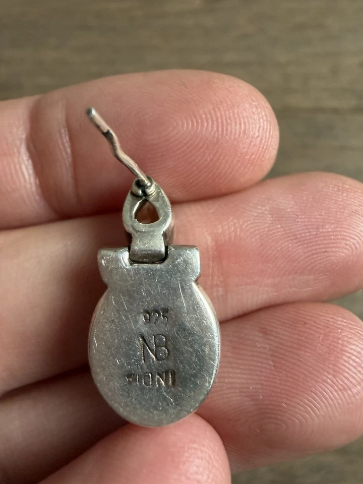 Pendientes de plata de ley Nicky Butler peridoto y amatista Foto 3 de 4