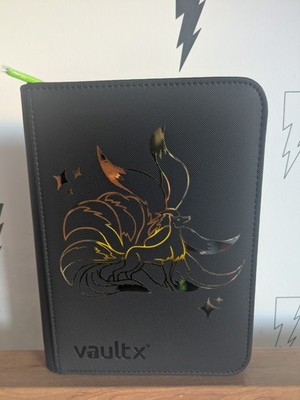 Vault X - 4 Pocket eXo-Tec Zip Binder Ordner - Schwarz Pokemon Ninetails