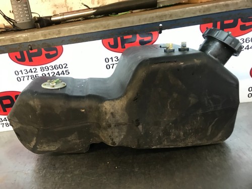 Serbatoio Diesel Plastica K7561-2411 X Kubota RTV 900 UTV 4x4/D902 Diesel...£60+IVA - Foto 2 di 13