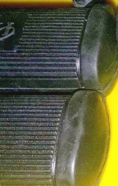 (2) TRIUMPH LOGO FOOT REST PEG PASSENGER RUBBER SET PN# 82-1695 / 54-05477 - Image 3 of 3