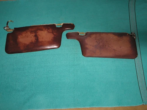 This is a pair of sunvizors for a 1986-89 Honda Accord.