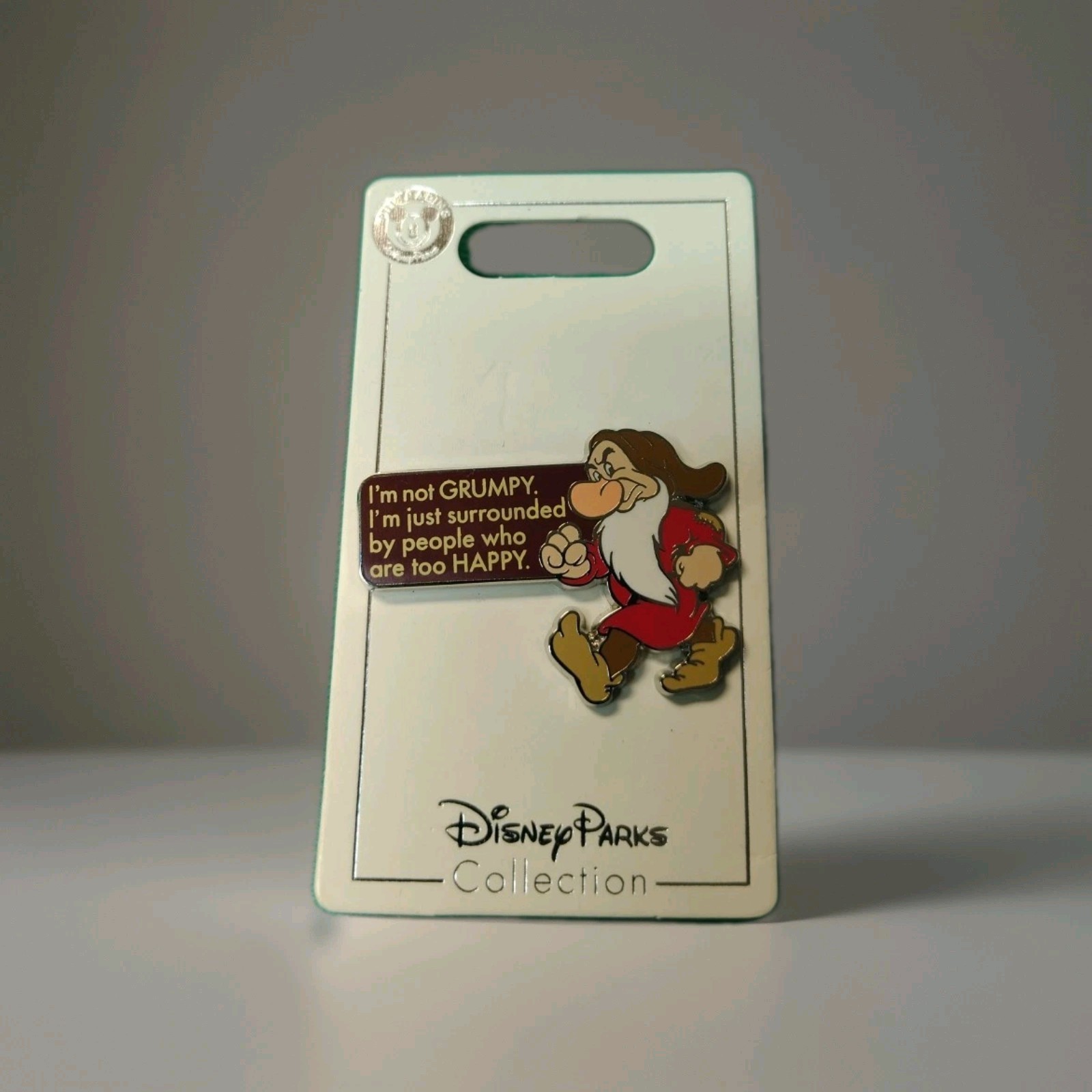 Disney Pin oncard I'm not grumpy I'm just surrounded by People who are too happy