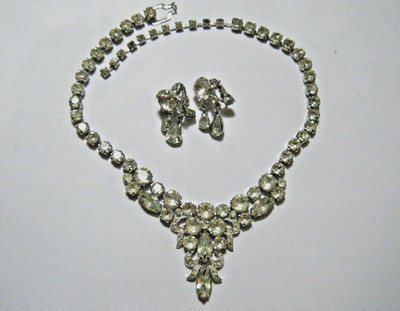 Vintage 1950s Eisenberg Ice All Clear Rhinestones Necklace & Earrings Set