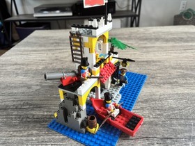 LEGO Set # 6263 Pirates: Imperial Guards Outpost 100% Complete