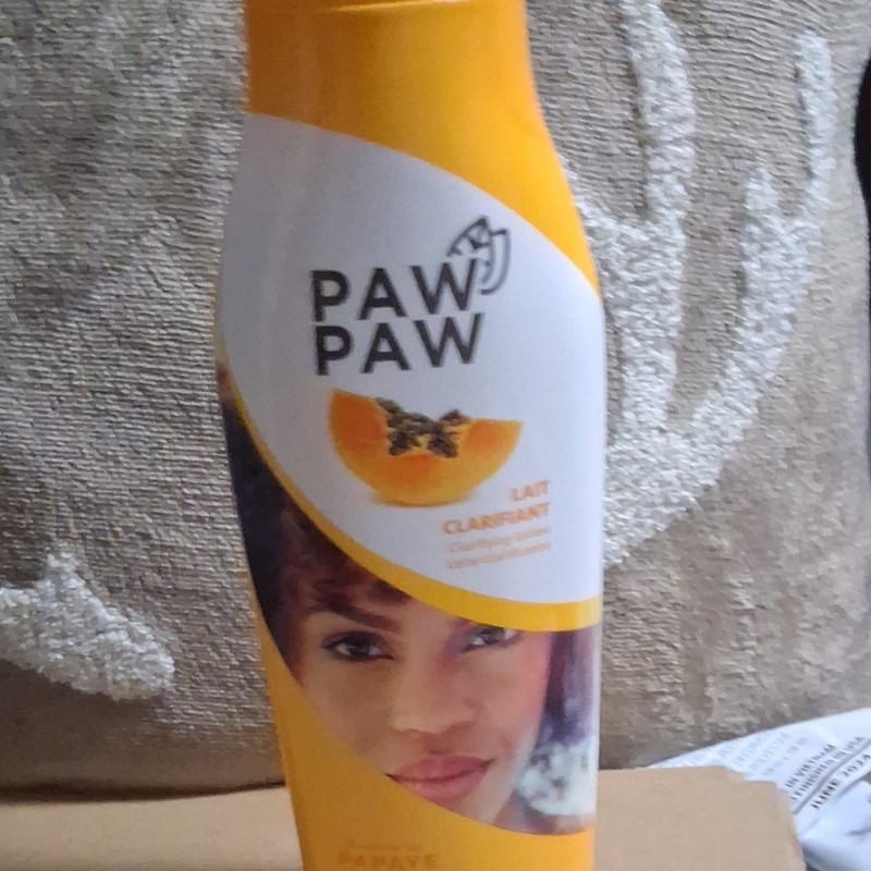 PAW PAW Hydrating Papaya Daily Use Face Moisturizer Lotion Yellow