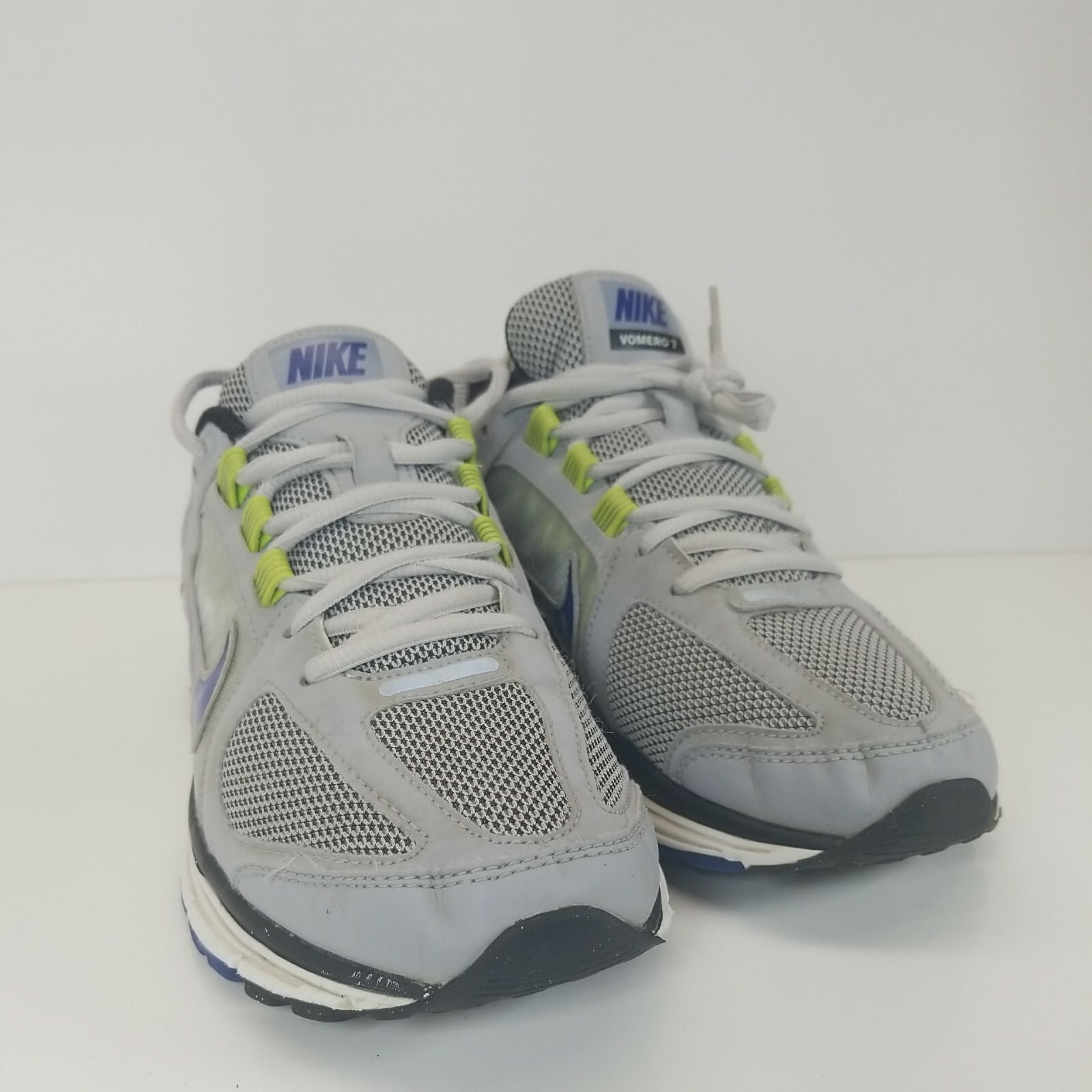 NIKE Zoom Vomero 7 Mens Running Shoes 