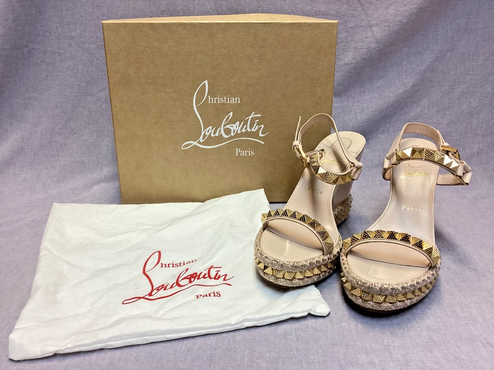 Christian Louboutin — CHRISTIAN LOUBOUTIN PYRACLOU 110 PATENT LEATHER WEDGES - SIZE 40 (US 9-9.5)