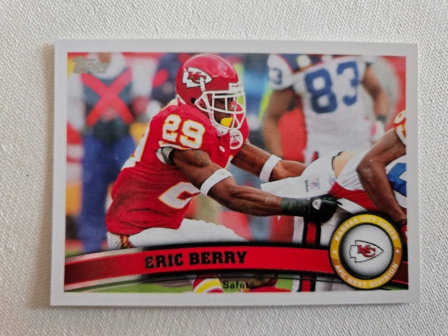 2011 Topps NFL Football #221-440 - U Pick