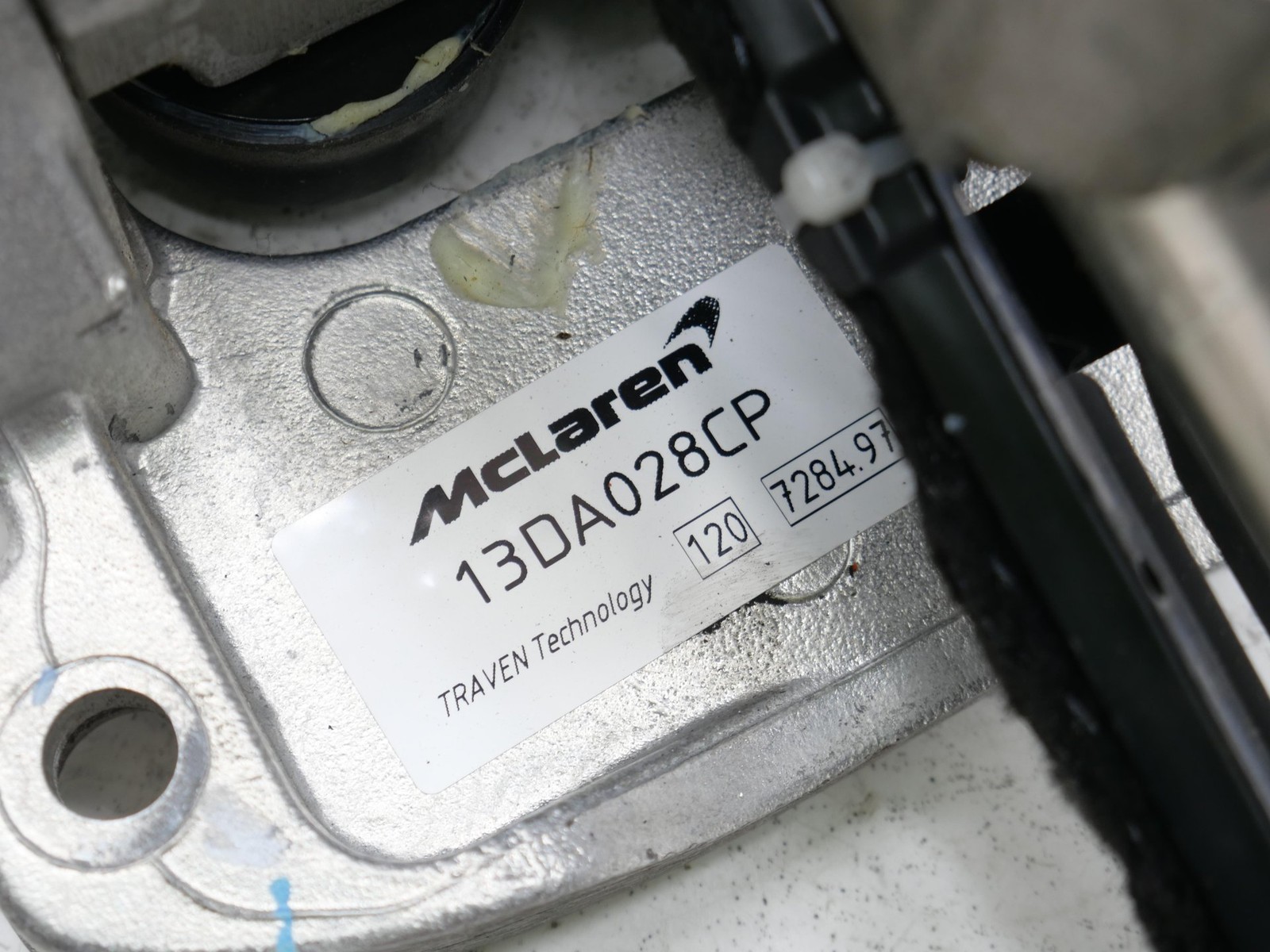 Used Electric Auto Adjust Steering Column Assembly 2020-2023 Mclaren GT OEM