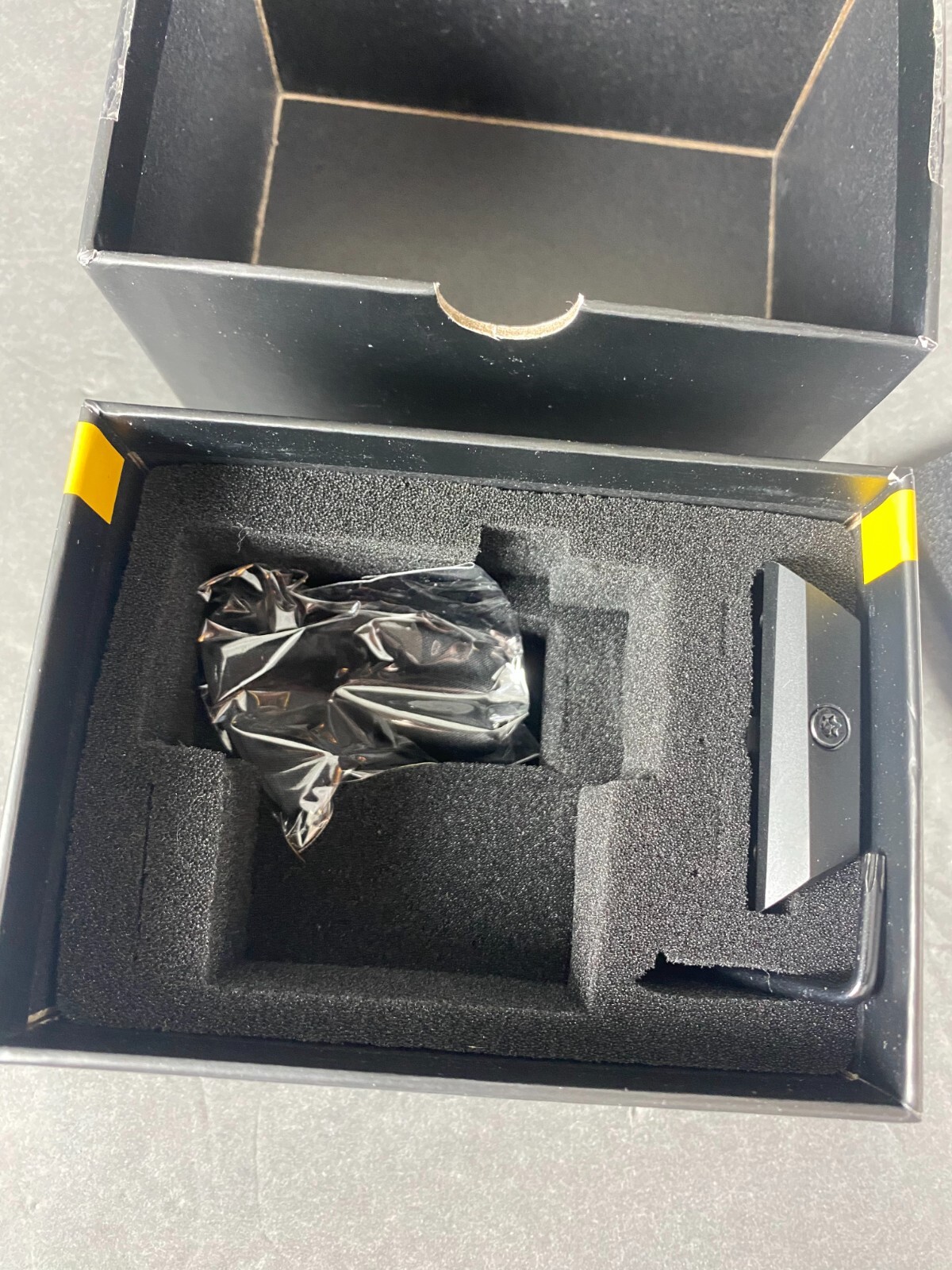 CVLIFE JackalHowl 1x20mm Red Dot Sight, 2MOA, Motion Awake, Co-Witness Riser