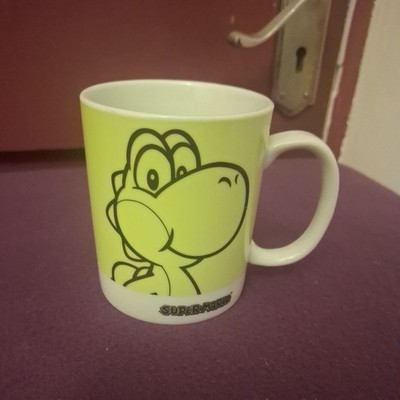 Super Mario Yoshi Dinosaurier Becher Tasse grün Keramik 2013 von Pyramid Int H 9,5 cm
