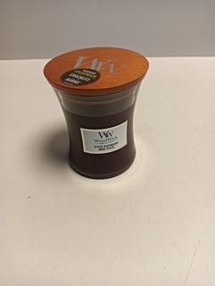 WoodWick Mittlere Sanduhr Duftkerze | Spiced Blackberry | mit knisterndem Docht