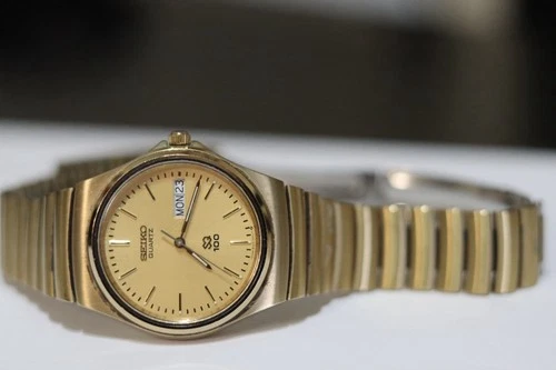 Vintage Seiko Quartz 8123-7050 Day Date 100m Men’s Watch – Needs Battery