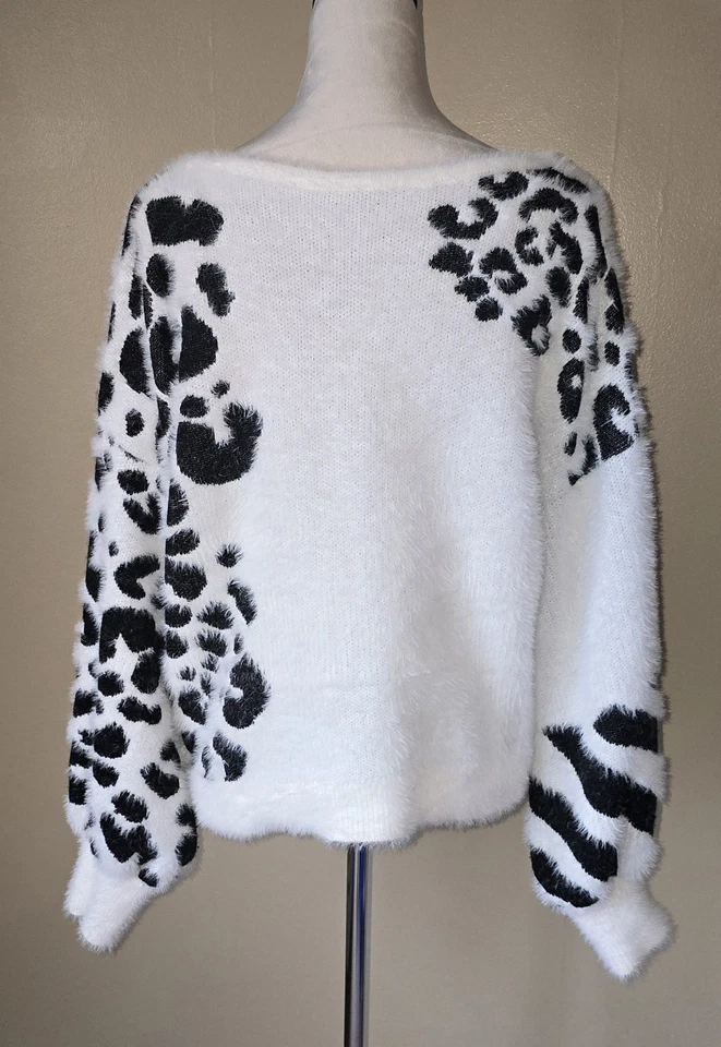 Suéter Pullover Vince Camuto Para Mujer L Estampado Animal Negro Blanco Pestañas Foto 3 de 4