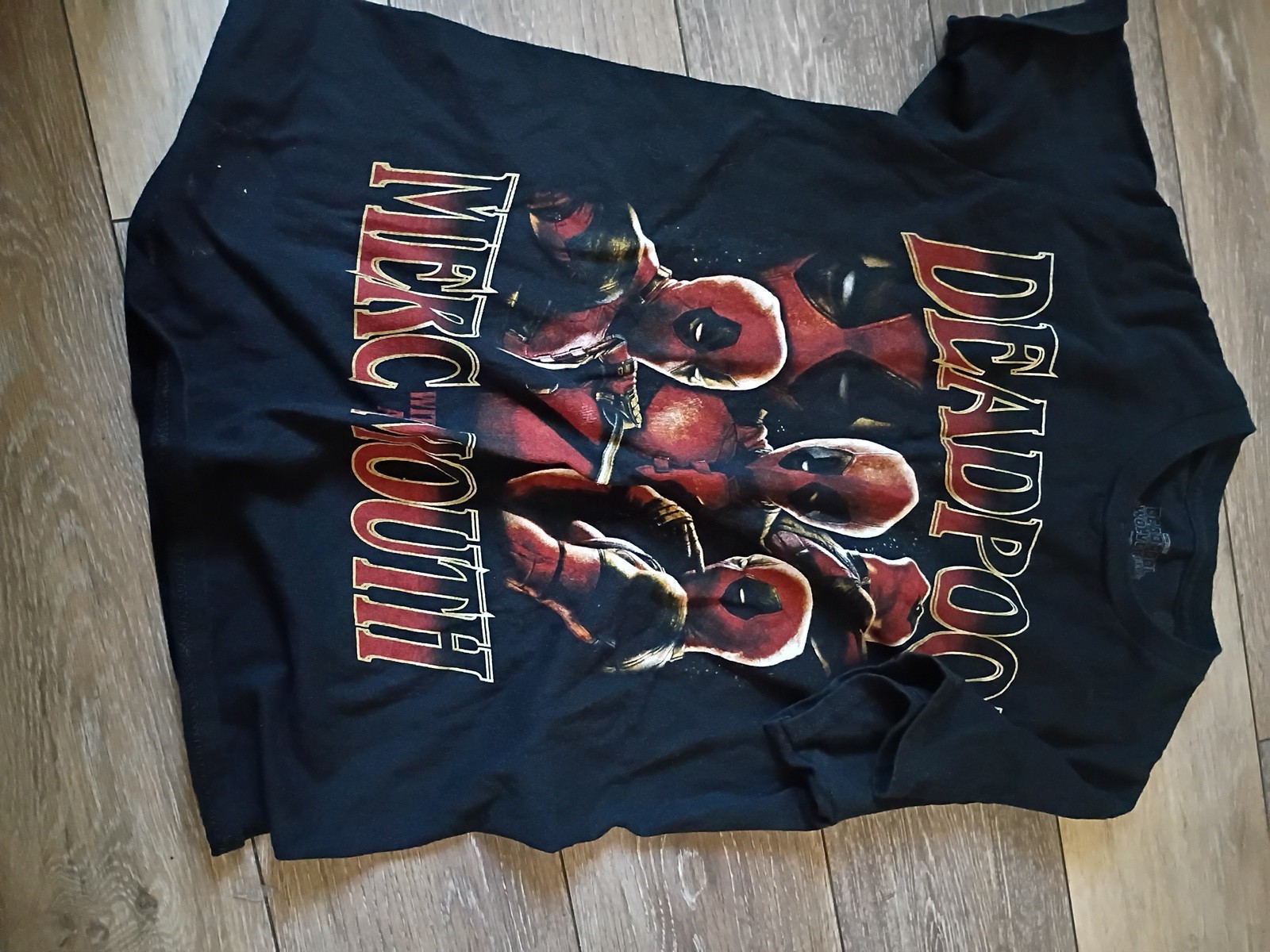 deadpool Tshirt - image 1