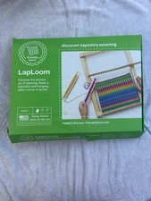 HARRISVILLE DESIGNS The Friendly Loom Wooden Lap Loom - 16” X 12”