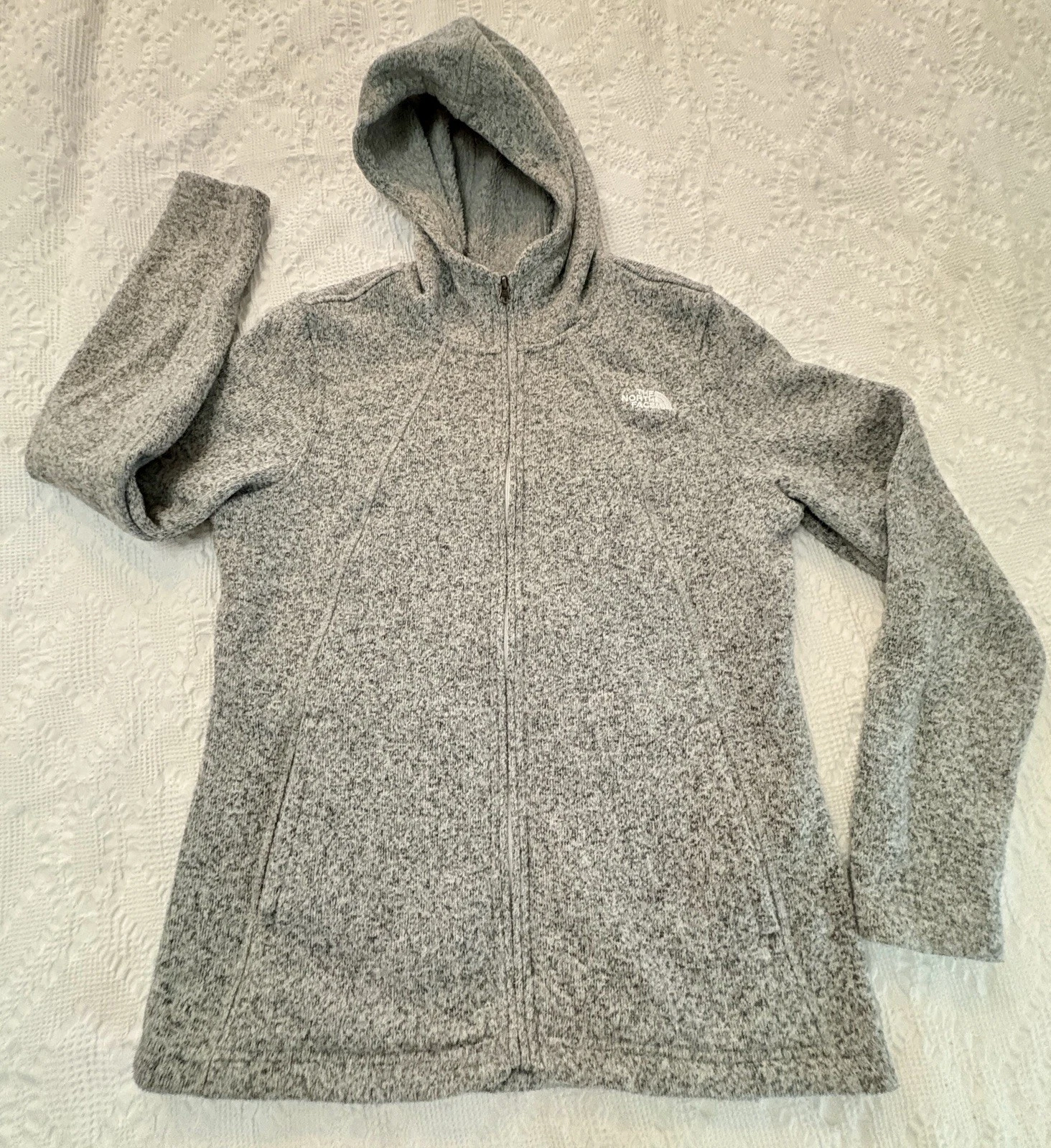 The North Face Crescent Full Zip Sweater Knit Hoodie. Light Heather Grey. L