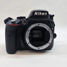 Nikon D3300 24.2MP entry-level Digital Single-Lens Reflex DSLR camera
