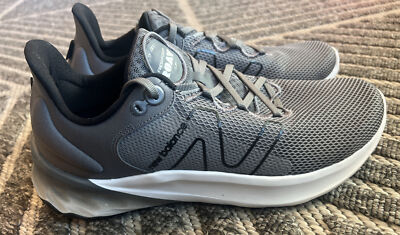 New Balance Men's Fresh Foam Roav v2 White/Black/Grey Size 9.5