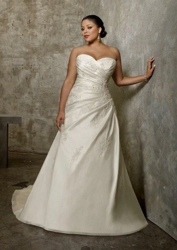 Curvy Brautmode I Brautkleid A-Linie mit Raffung Einzelstück Gr.40,50,52,54 - Bild 1 von 1