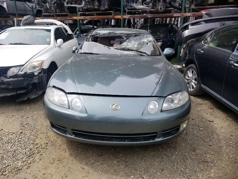 Lexus SC300 1992 3,0 L 6 cilindros depósito de refrigerante del motor Foto 4 de 4