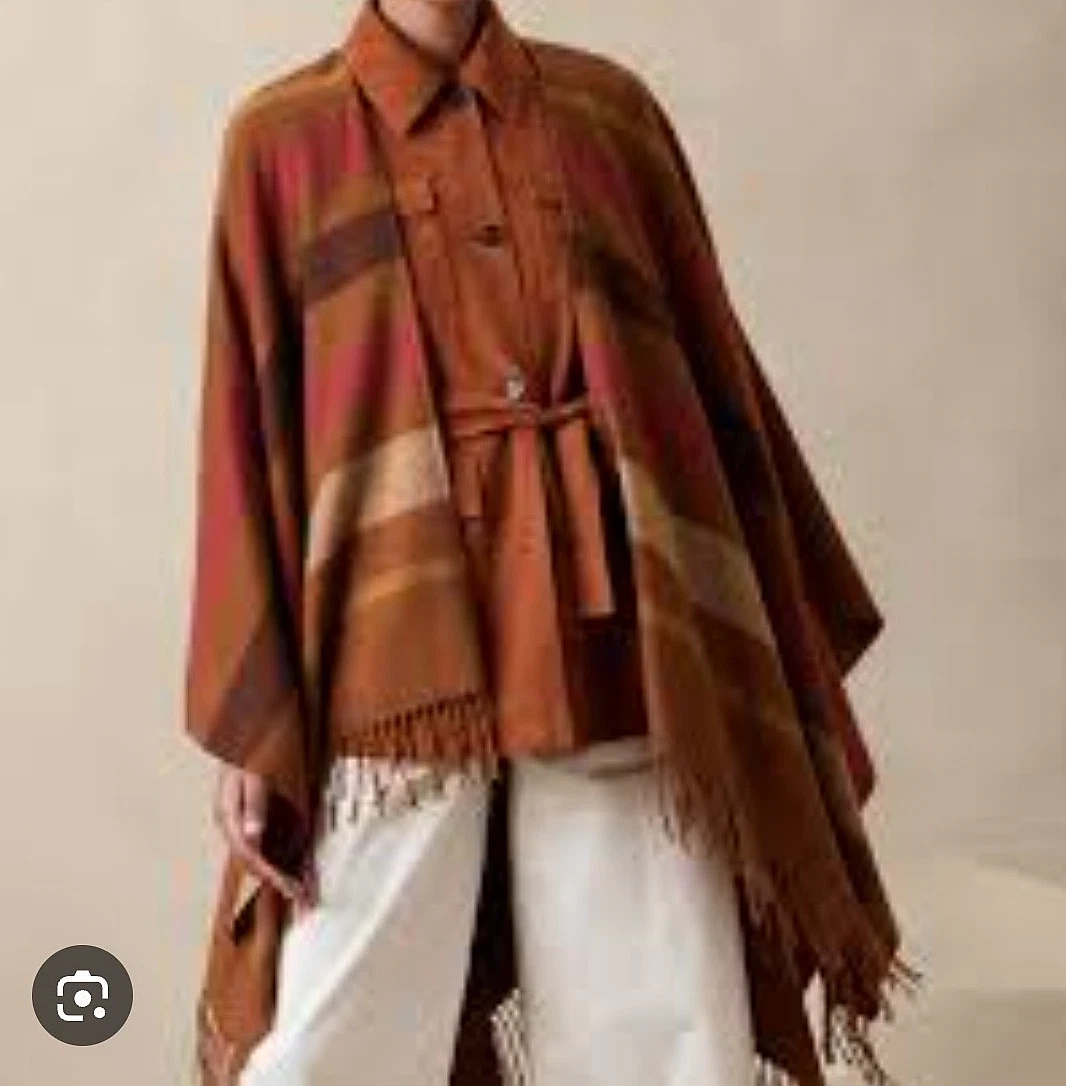 Banana Republic Cozy Plaid Women Poncho - One Size