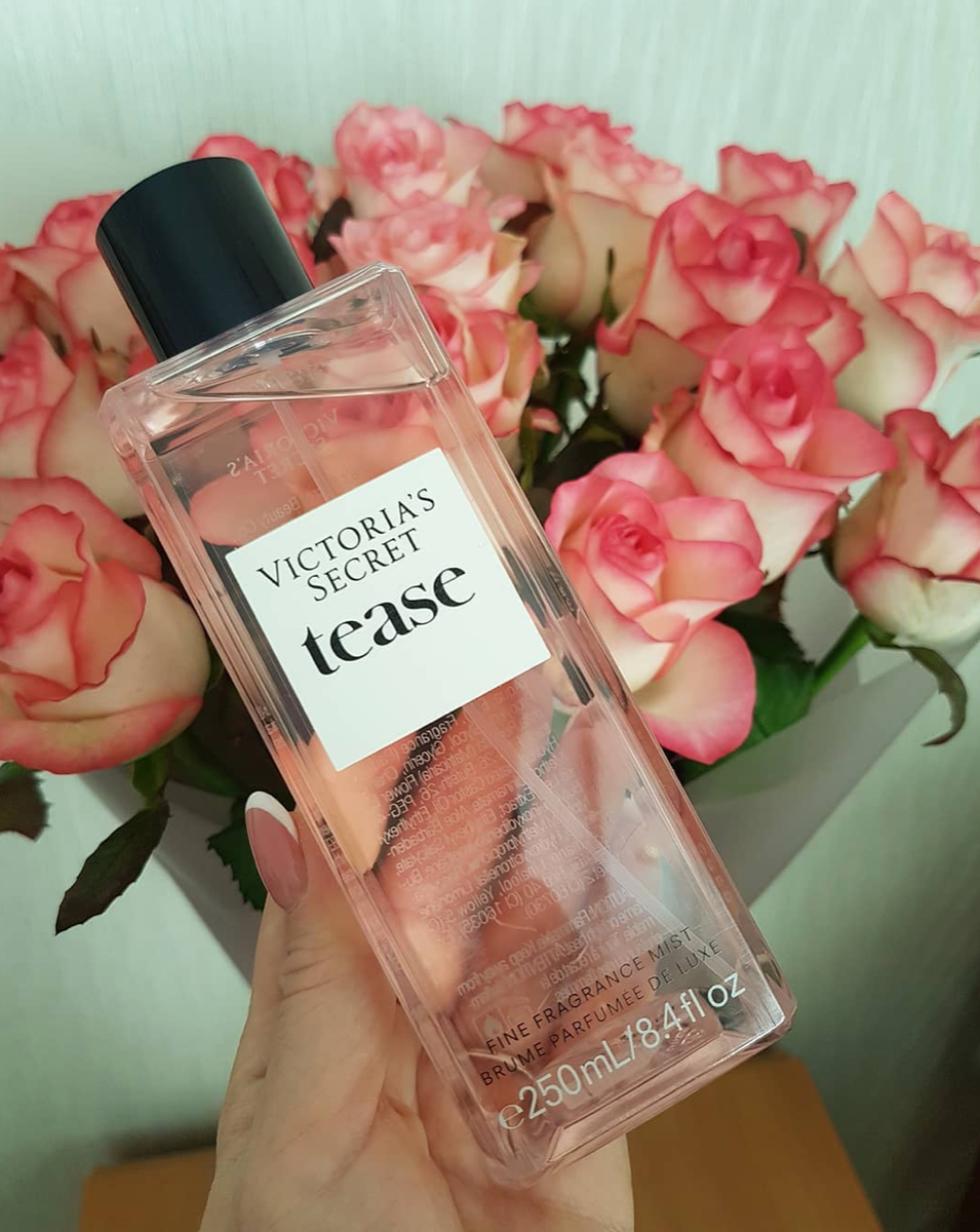 VICTORIA'S SECRET TEASE Fragrance Body Mist 250 ml Brand New