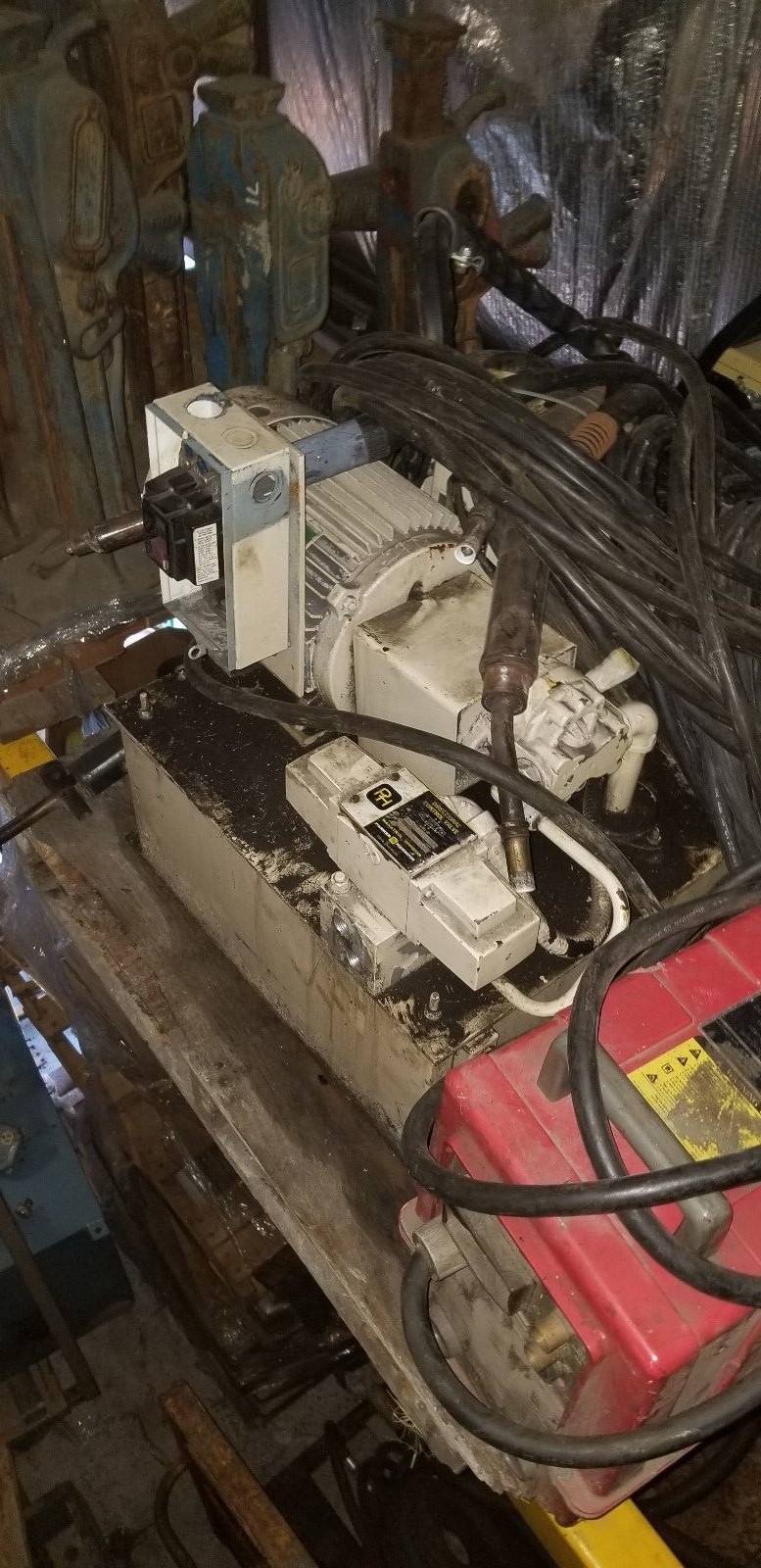 5 Hp Parker Hannifin Hydraulic Pump/PowerSource 18" x 14" x 10" Tank 230/4V, 3ph