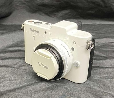 Nikon 1 V1 Mirrorless Camera 10.1MP CX Format Compatible | eBay
