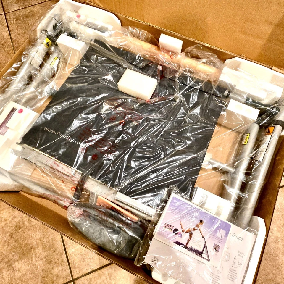 Fluidity Bar Fitness Evolved Dance Pilates Ballet Yoga Exercise Barre System - Image 3 of 4