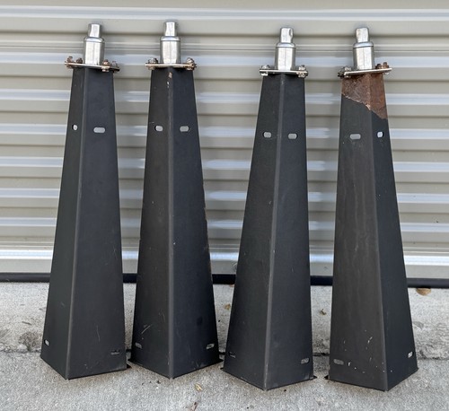 Bakers Pride 21818752 Oven Legs, Set of 4, for BCO-G1 BCO-G2 GDCO-G1 GDCO-G2 - Picture 3 of 5