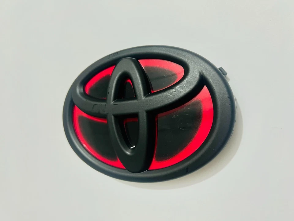 12-17 NEW TOYOTA CAMRY FRONT GRILLE CHROME BLACK EMBLEM 2013 2014 2015 2016 2017 - Image 4 of 4