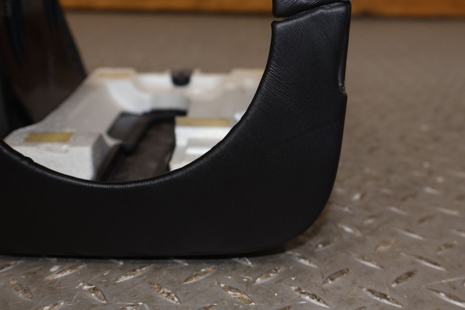 2010 Aston Martin V8 Vantage Black Leather Wrapped Column Collar 8D33-3K512-BCW