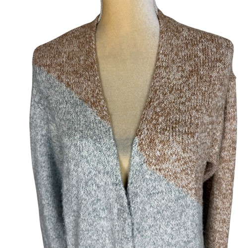Cabi Colorblock Diagonal Knit Tilt Cardigan Sweater Women Size S Tan Gray # 3886 - Picture 3 of 10