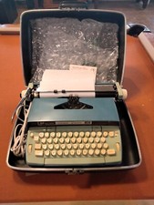Smith Corona Coronet Super 12 Typewriter W/ Hard Case thumbnail