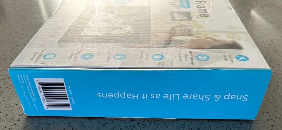 SimplySmart Home PhotoShare Frame 8" HD Screen Digital Frame 2 Mats Open Box - Image 4 of 4