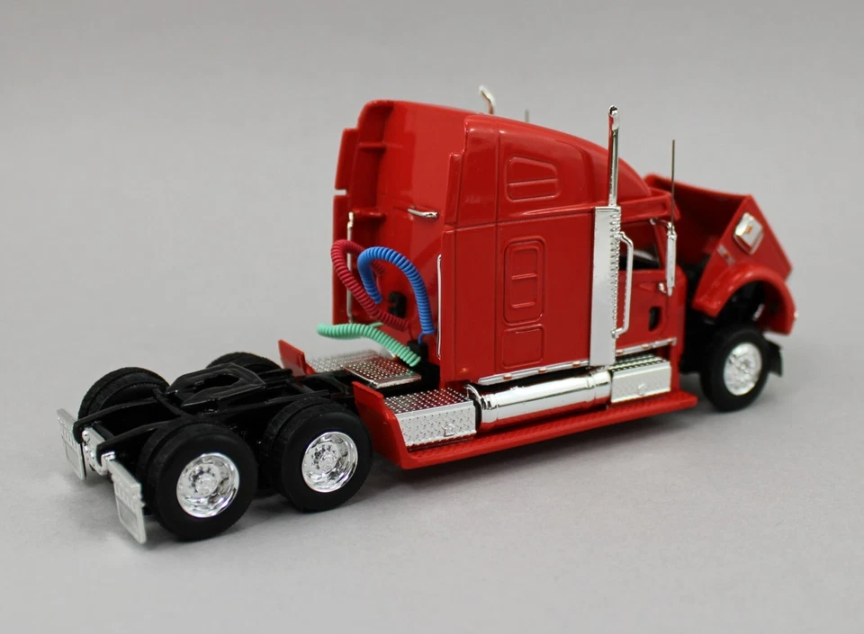 1:64 Liberty Classics *RED* Freightliner Coronado Semi Truck *NIB* - Image 4 of 4