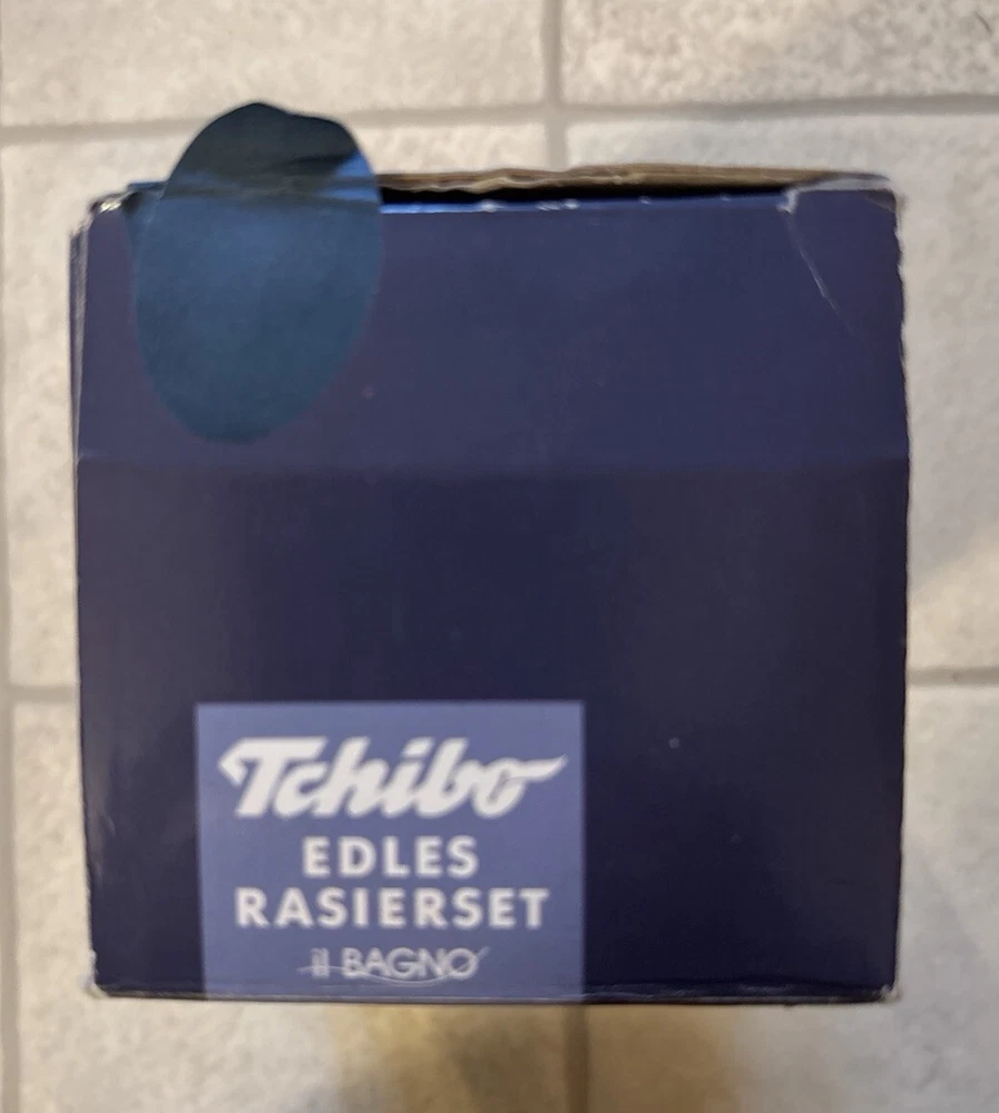 Edles Rasierset mit vergoldeten Details, Tchibo