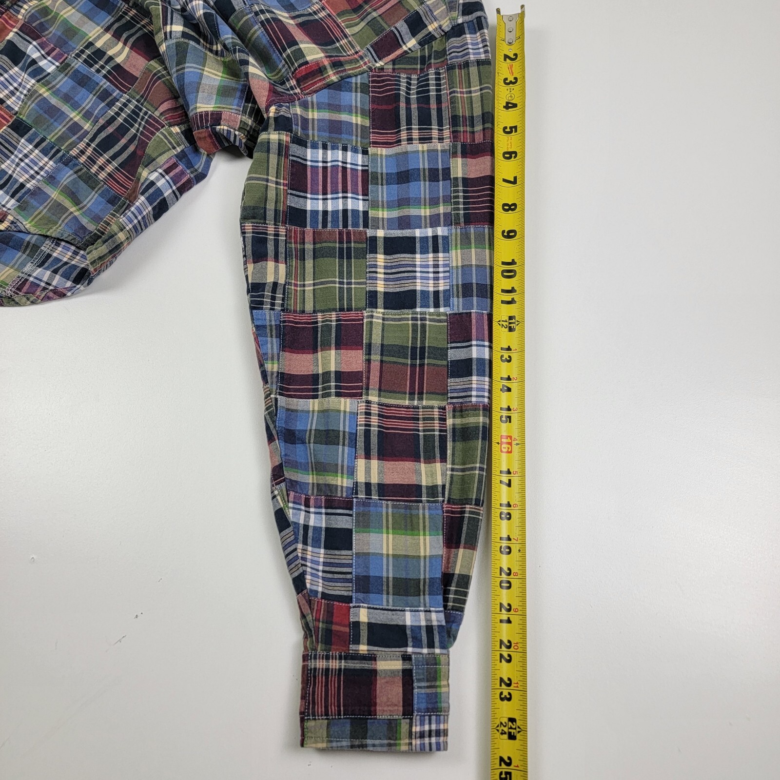 Vineyard Vines Men's Murray Patchwork Madras Butt… - image 8