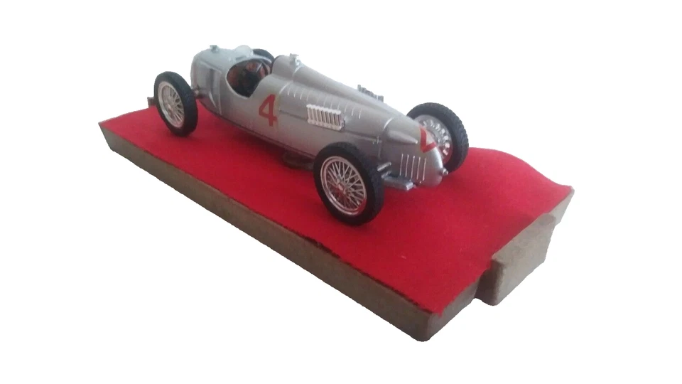 AUTO UNION TIPO C BRUMM 1/43 - Immagine 3 di 3