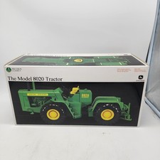 Ertl Precision John Deere The Model 8020 Diesel Tractor 1:16 Diecast Mint New