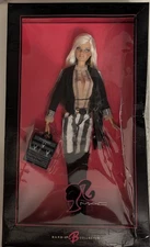 AUTHENTIC M.A.C. Barbie Collector Doll #K7966 2006 Mattel GOLD LABEL MAC MAKEUP
