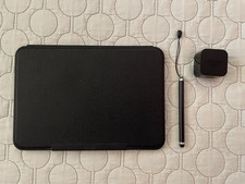 Amazon Basics Kindle Fire HD 8.9" Case with Stylus and 9W Power Adapter
