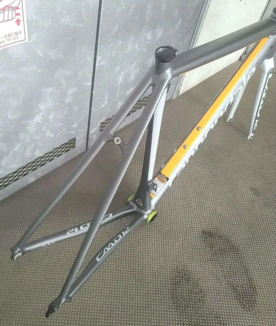 2016 Cannondale CAAD12 Alloy Road Frame 54cm Silver/Orange Indoor