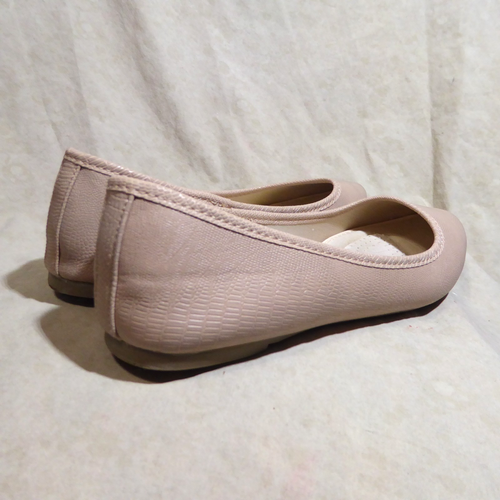 🩰 So Almond Toe Cushioned Ballet Flats sz 8.5 M Blush Beige Reptile Leatherette - Picture 4 of 16