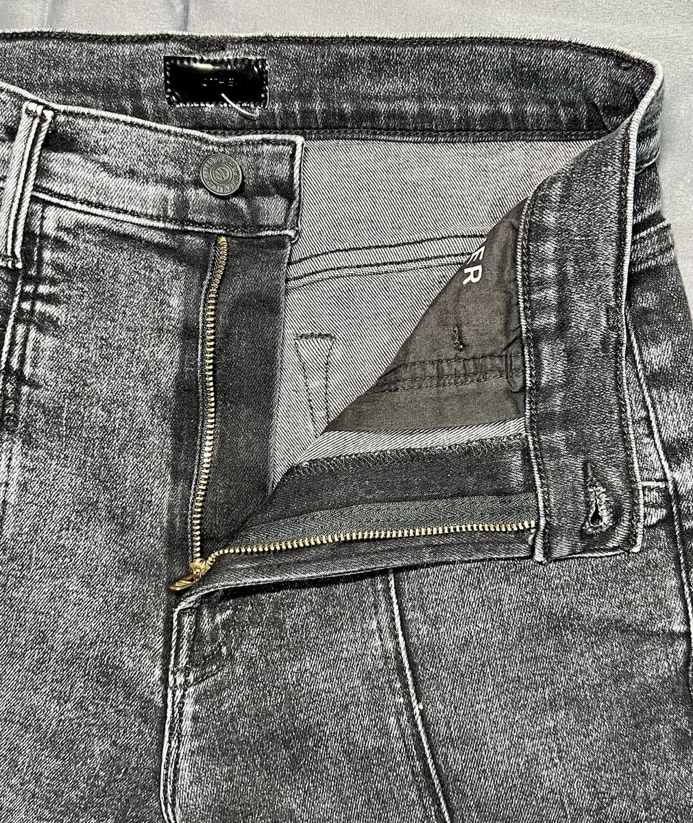 MOTHER The Tomcat Ankle Jeans Size 27 Raw Hem "Hitting The Pavement" Wash View 5