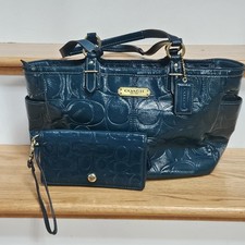 COACH Signature Gallery Embossed Patent Leather Tote F19462 HandBag wallet Set